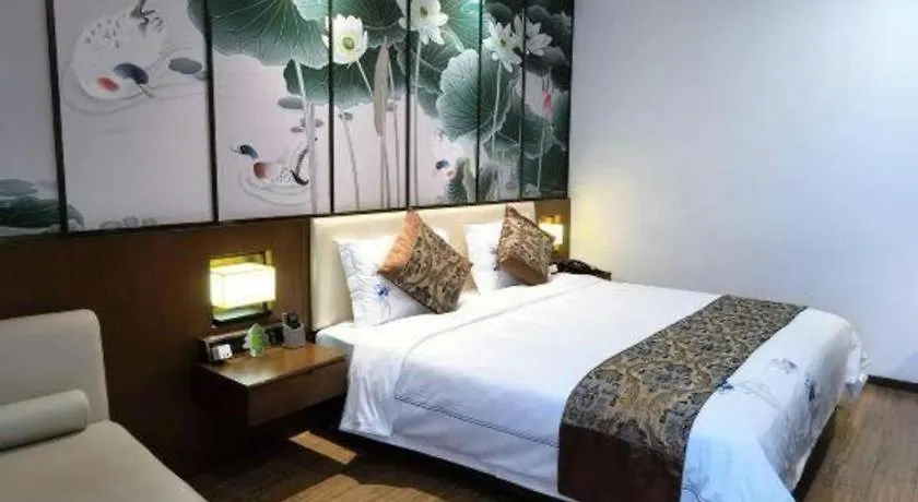 Shanghai Noble Center Hotel
