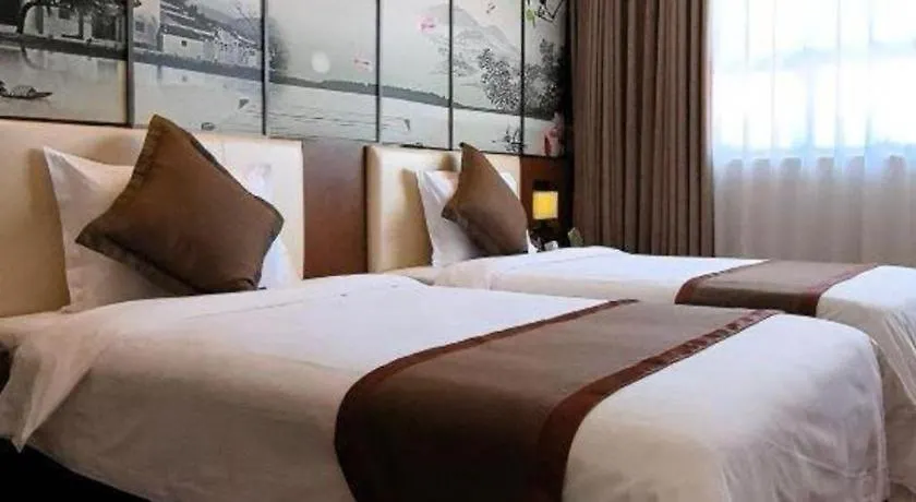 Shanghai Noble Center 3*,  Chiny