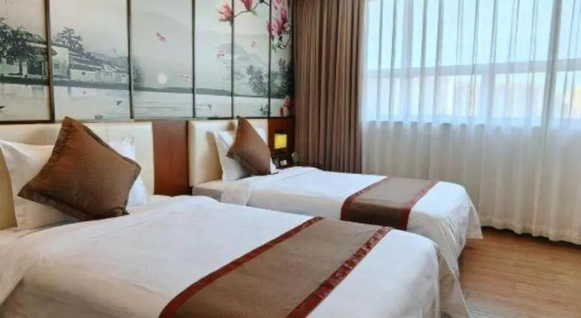 Shanghai Noble Center Hotel